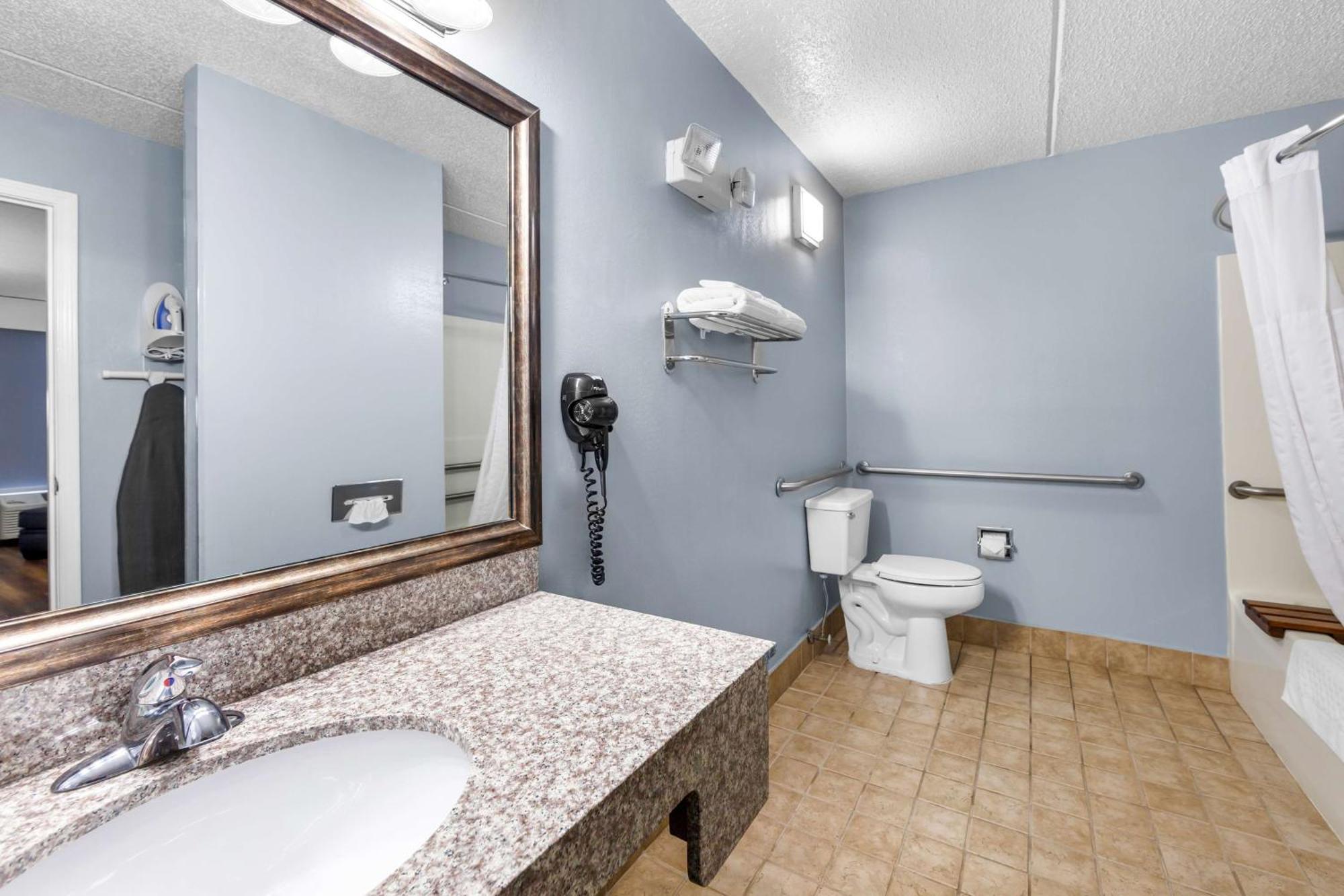 Quality Inn Барбурвілл Екстер'єр фото